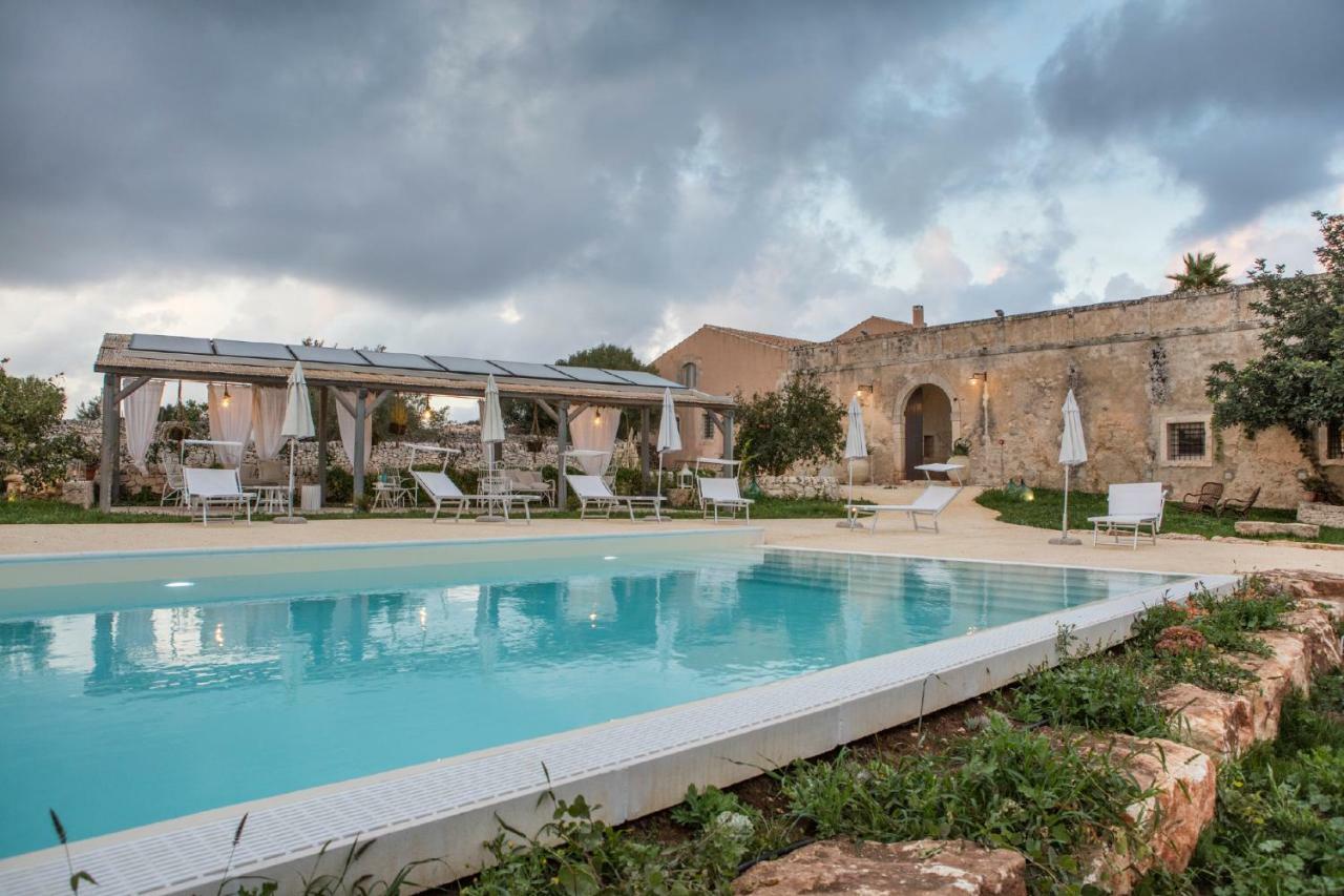 Terre di Cavalusi Relais Guest House Donnafugata Bagian luar foto