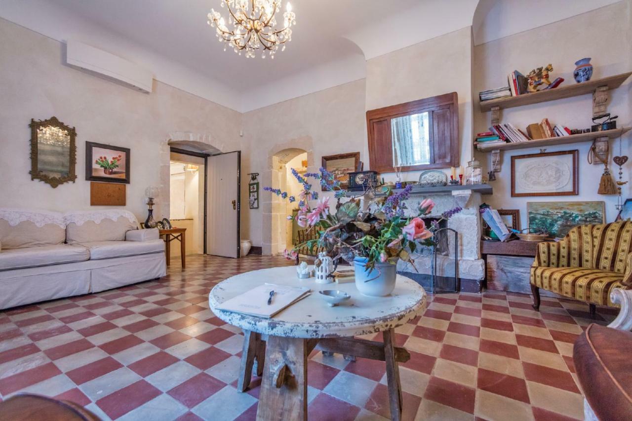 Terre di Cavalusi Relais Guest House Donnafugata Bagian luar foto