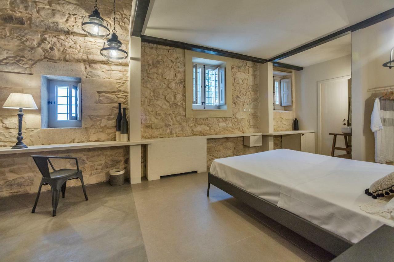 Terre di Cavalusi Relais Guest House Donnafugata Bagian luar foto