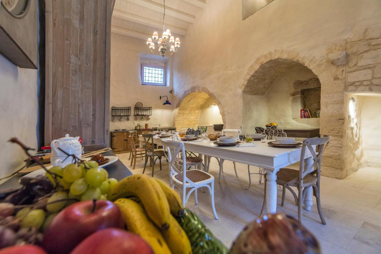 Terre di Cavalusi Relais Guest House Donnafugata Bagian luar foto